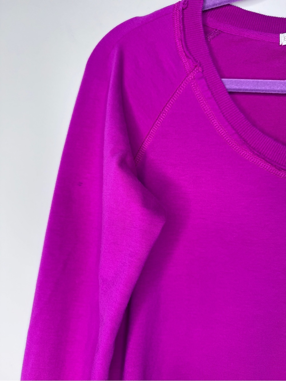 Boston Proper Magenta Fuschia Long-Sleeve Scoop Neck Top - Picture 4 of 5